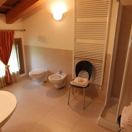 לינה וארוחת בוקר Le Tre Arti