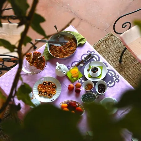 לינה וארוחת בוקר Le Tre Arti